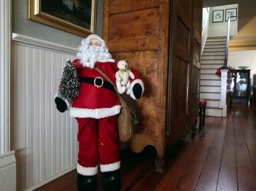 Santa in Hall