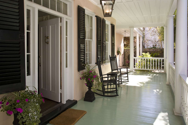traditional-charleston-interior-design-3