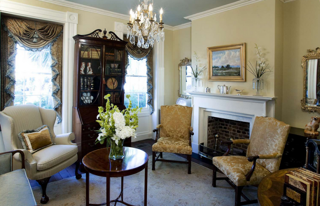traditional-charleston-interior-design-5
